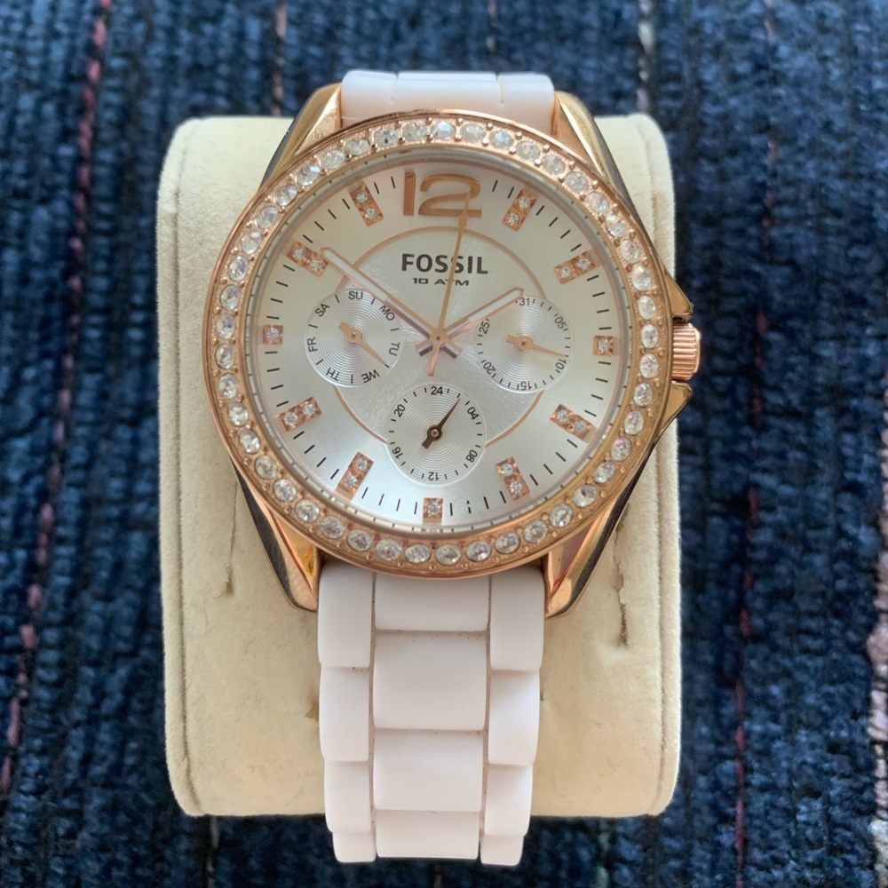 Fossil Gold Tone Riley Watch